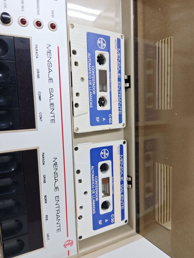 Contestador Automático Panasonic con Cassettes