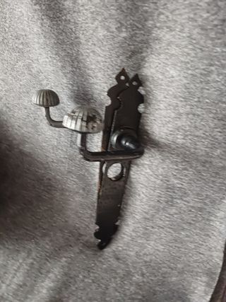 2 Manivelas Forja Negras