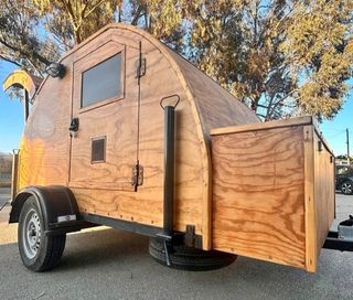 Mini Caravana Madera 750kg 2 personas