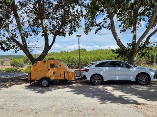 Mini Caravana Madera 750kg 2 personas