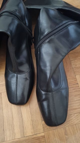 Botas altas negras