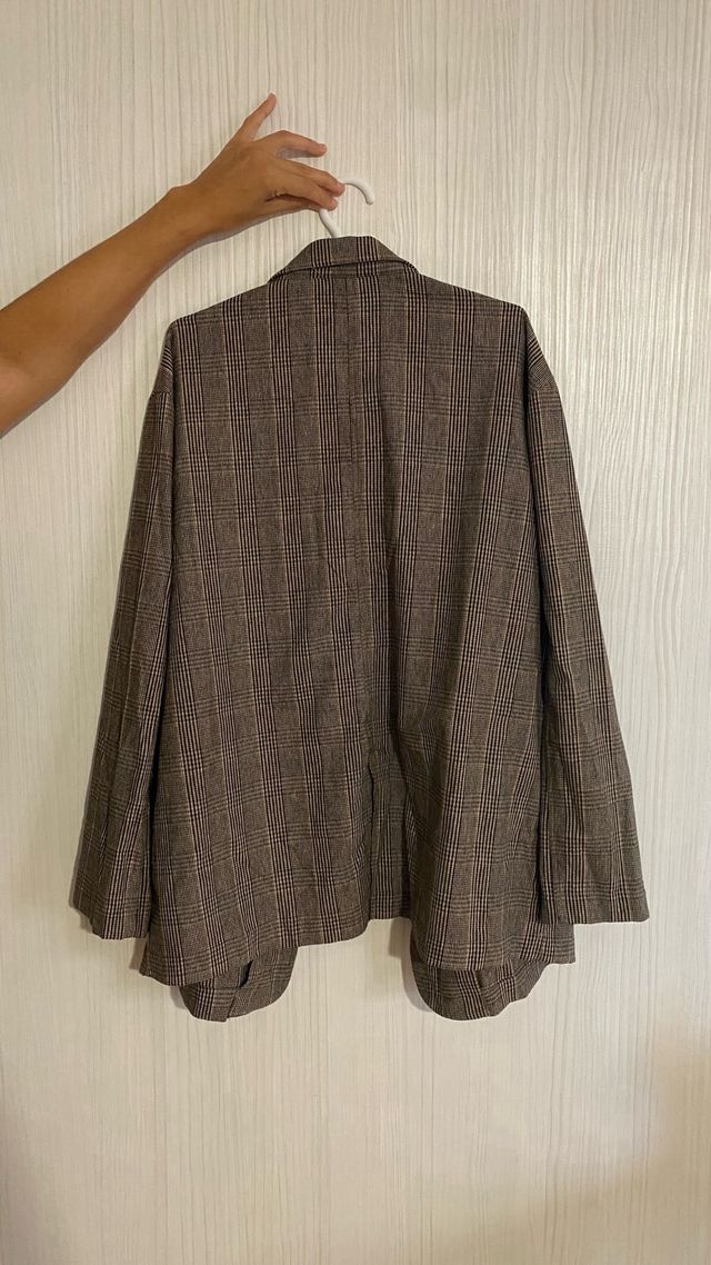 Chaqueta cuadros marrón y multicolor