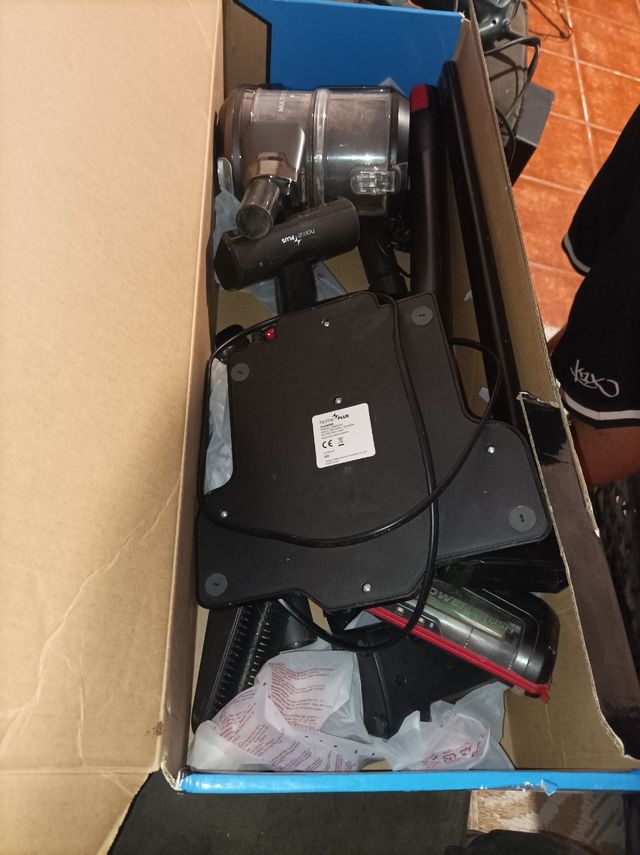 Aspiradora Home Plus con accesorios