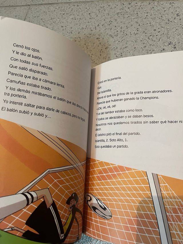 Los Futbolísimos 1: El misterio de los árbitros...