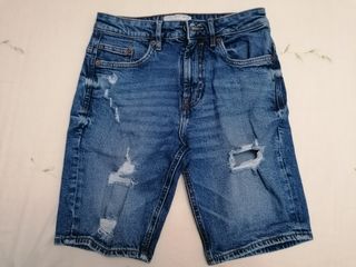 Pantalón vaquero corto hombre Pull&Bear 