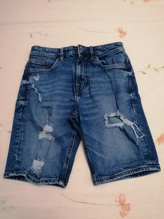 Pantalón vaquero corto hombre Pull&Bear 