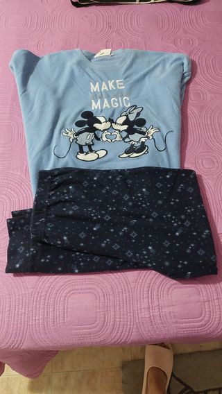 Pijama polar Mickey Mouse talla L, con zapatillas
