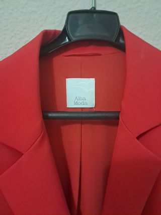 Chaqueta corta roja Talla 40