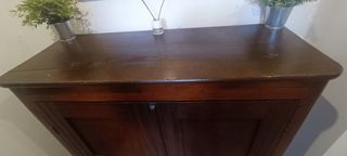 Mueble recibidor antiguo de madera