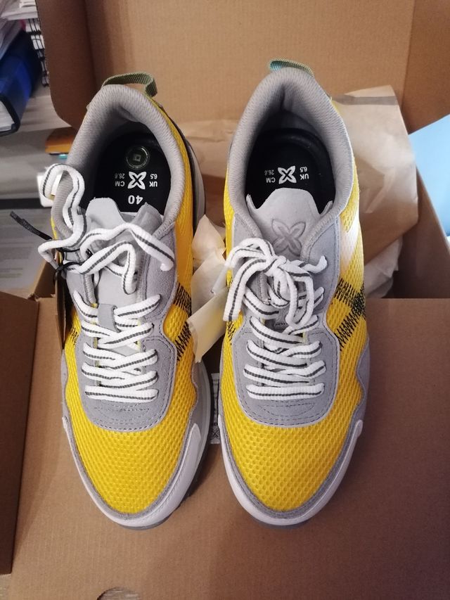 Zapatillas Munich Casual Talla 40 Gris/Amarillo.