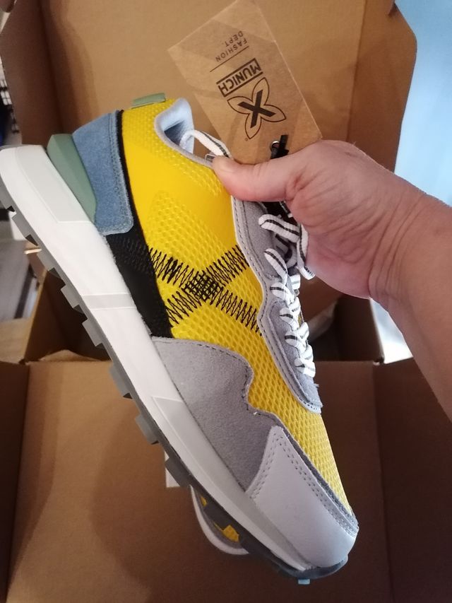 Zapatillas Munich Casual Talla 40 Gris/Amarillo.