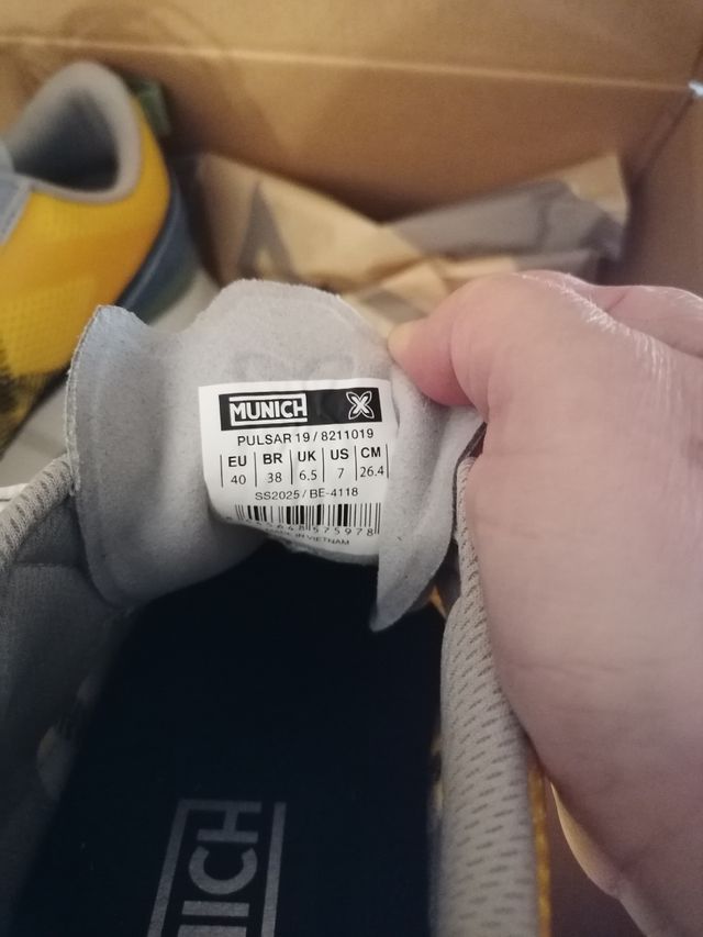 Zapatillas Munich Casual Talla 40 Gris/Amarillo.