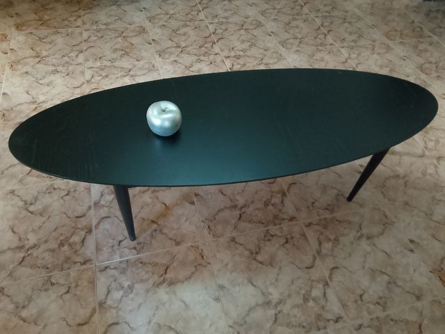 Tavolo ovale in legno