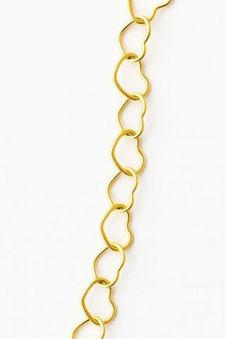 Pulsera de oro con corazones