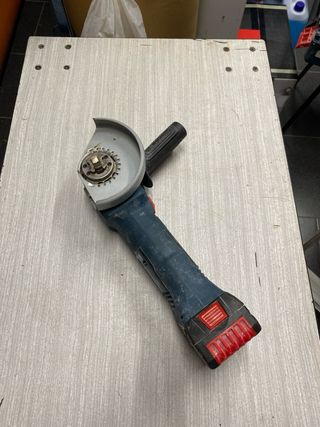 Taladro percutor y amoladora Bosch