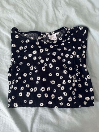 Blusa Zara flores blancas talla S