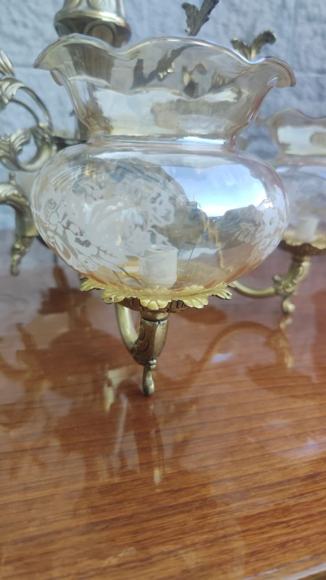 Lámpara de araña vintage dorada