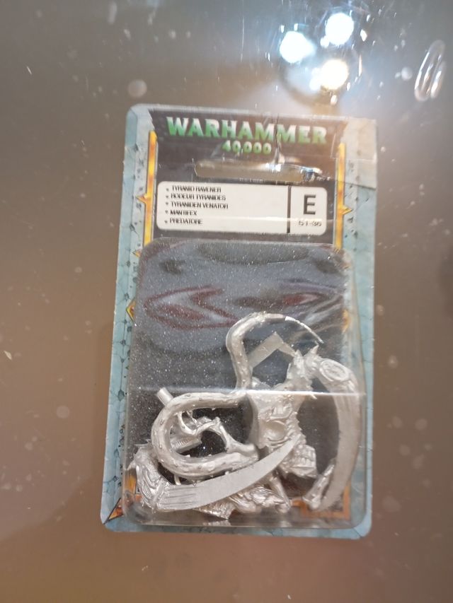 Warhammer 40,000 Tyranid Raveners