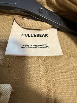 Chaqueta vaquera beige desgastada