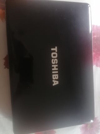 Ordenador portátil Toshiba negro