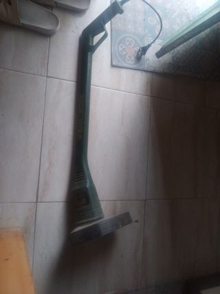 Desbrozadora eléctrica Black & Decker