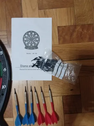 Diana Electrónica AP 100, 6 dardos y puntas