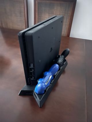 ¡URGENTE! PS4 Slim 1TB + 2 Mandos (Negro y Azul)