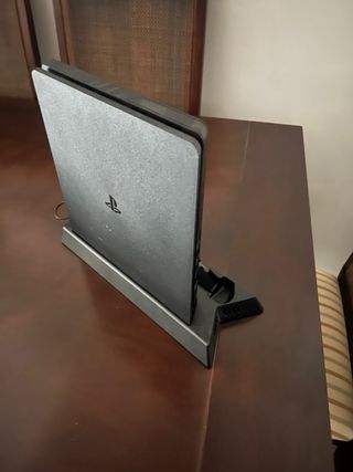 ¡URGENTE! PS4 Slim 1TB + 2 Mandos (Negro y Azul)