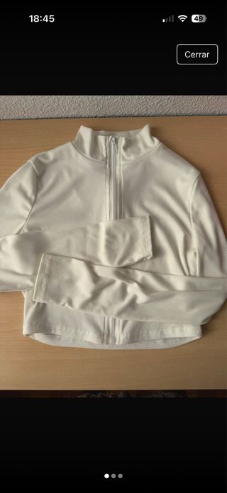 Chaqueta corta blanca