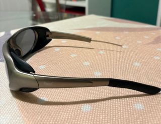 Occhiali da sole sportivi grigio blu