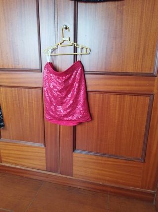 Falda corta lentejuelas roja