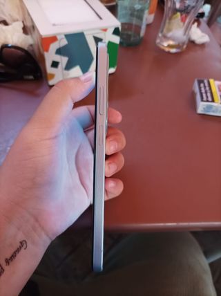 Oppo A60 Plata/Blanco