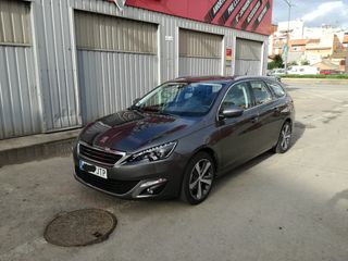 Peugeot 308 2016