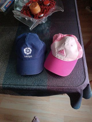 Gorra La Liga y Gorra Adidas 
