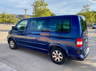 Volkswagen Multivan t5 2003