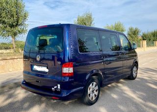 Volkswagen Multivan t5 2003