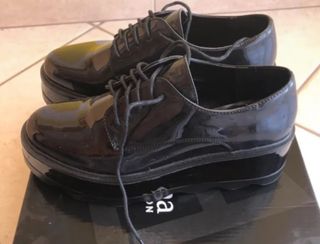Zapatos charol negro Prima-donna