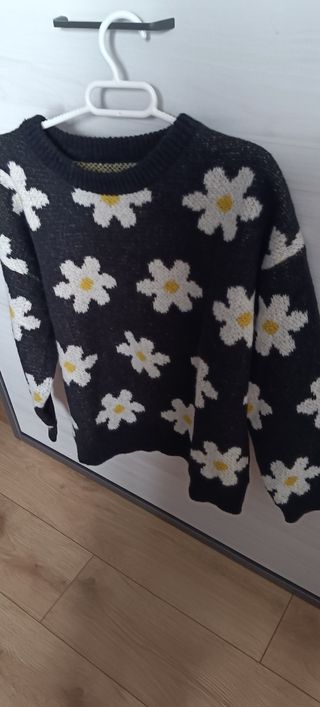 Jersey estampado flores blanco y negro