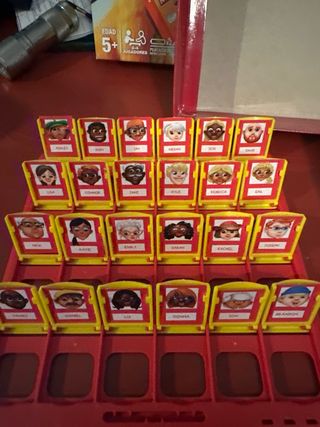 Juego de mesa Quién es Quién? Hasbro