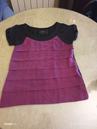 Camiseta Zara Negra y Morada Talla XS