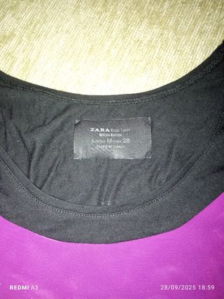 Camiseta Zara Negra y Morada Talla XS