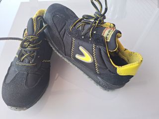 Zapatos seguridad COFRA mujer talla 38