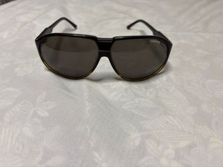 Gafas de sol Carrera negras y marrones