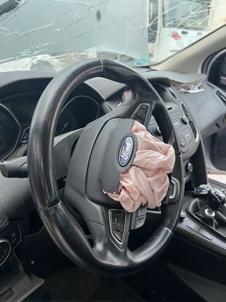 Despiece Ford Focus III 1.0 ecoboost
Año 2013 