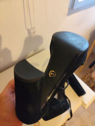 Zapatos de tacón Michael Kors negro