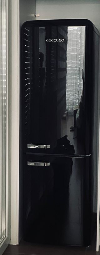 Nevera Cecotec Retro Negra