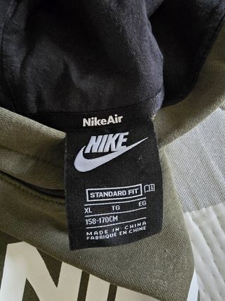 Sudadera Nike Air niño verde militar