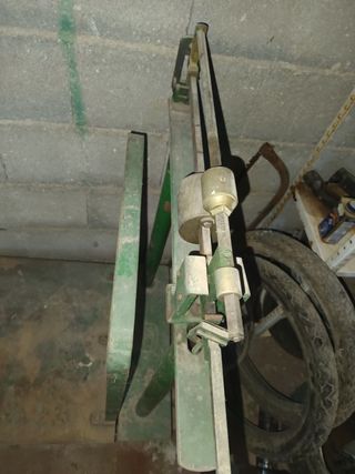 Báscula antigua de hierro