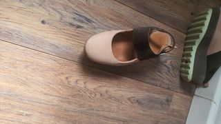 Sandalias Camper Beige y Marrones
Plataforma.
