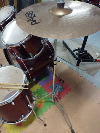 Yamaha Gigmaker GM0F5-BGG Burgundy Glitter